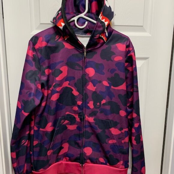 Tops - WOMENS FAKE BAPE HOODIE